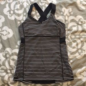Black/White striped Lulu lemon tank top like new